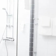Отель First Hotel River C Швеция, Карлстад - отзывы, цены и фото номеров - забронировать отель First Hotel River C онлайн ванная