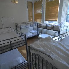 Barkston Rooms Earl's Court (formerly Londonears Hostel) Кровать в общем номере с двухъярусной кроватью