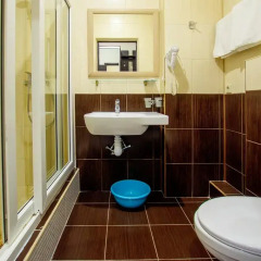 Гостиница Guest House Golden Kids Стандартный номер с 2 отдельными кроватями фото 6