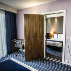 Отель Holiday Inn Express Manchester CC - Oxford Road Великобритания, Манчестер - отзывы, цены и фото номеров - забронировать отель Holiday Inn Express Manchester CC - Oxford Road онлайн удобства в номере