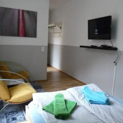 Отель Südstadt-appartement Köln Кёльн комната для гостей фото 5