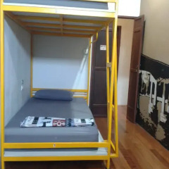 Phuket Sunny Hostel Стандартный номер с различными типами кроватей фото 2