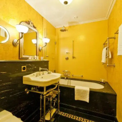 Grand Hotel Les Trois Rois 5* Стандартный номер с различными типами кроватей фото 5