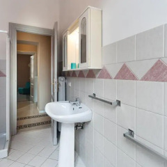 Отель HomeInn Laterano Италия, Рим - отзывы, цены и фото номеров - забронировать отель HomeInn Laterano онлайн ванная