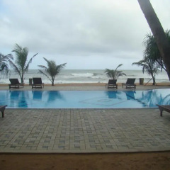 Whispering Palms Hotel Бентота бассейн