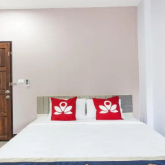Отель ZEN Rooms Naka Phuket Улучшенный номер фото 4