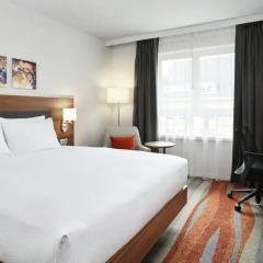 Отель Hilton Garden Inn Brussels City Centre комната для гостей фото 5