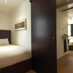 Corus Hotel Hyde Park 4* Стандартный семейный номер с двуспальной кроватью фото 3