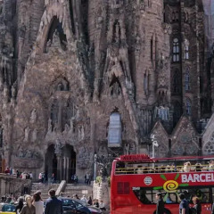 Апартаменты Sagrada Familia Apartments спортивное сооружение