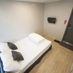 Отель K-Guesthouse Dongdaemun Premium 2* Стандартный номер с двуспальной кроватью фото 8