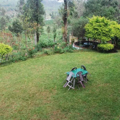 Отель Ranmal Tea Plantation Bungalow с домашними животными