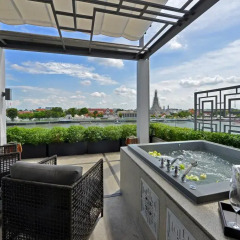 Отель Riva Arun Bangkok 4* Люкс Премиум с различными типами кроватей
