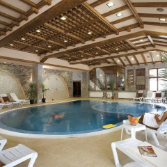 Отель Perelik Palace Болгария, Чепеларе - отзывы, цены и фото номеров - забронировать отель Perelik Palace онлайн бассейн фото 2