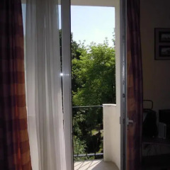 Отель Apartament przyjazny Iwicka Варшава балкон