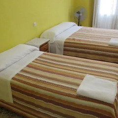 Отель Hostal Ruano комната для гостей фото 3