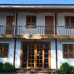 WEStay at the Grand Nyaung Shwe Hotel 3* Кровать в общем номере с двухъярусной кроватью фото 3