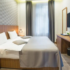 Отель Five Points Square - City Center 4* Полулюкс с различными типами кроватей фото 2