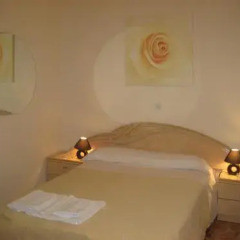 Отель Hostal Conchita II Стандартный номер с различными типами кроватей фото 3