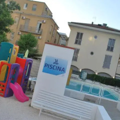 Hotel Villa Del Parco Римини