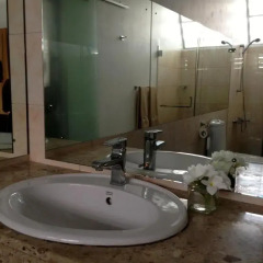 Harbour Winds Hotel ванная