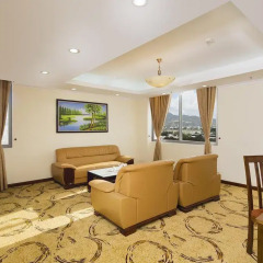 Central Hotel Nha Trang 3* Люкс с различными типами кроватей фото 4