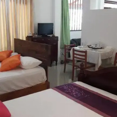 Отель Punsara`s Holiday Home Шри-Ланка, Пляж Golden Mile - отзывы, цены и фото номеров - забронировать отель Punsara`s Holiday Home онлайн комната для гостей фото 4