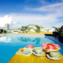 Отель The Garden Place Pattaya бассейн
