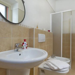 Отель Pallanza Apartment Италия, Вербания - отзывы, цены и фото номеров - забронировать отель Pallanza Apartment онлайн ванная фото 2