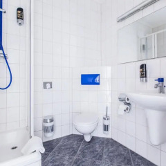Отель a&o Berlin Kolumbus 2* Стандартный номер с различными типами кроватей фото 5