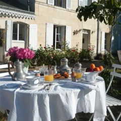 Отель Chambre D' Hôtes La Lucasserie Сомюр помещение для мероприятий