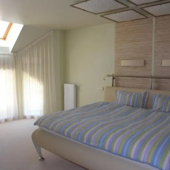 Отель Home on Promenades Street комната для гостей