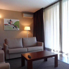 Апартаменты Salgados Palm Village Apartments & Suites - All Inclusive комната для гостей