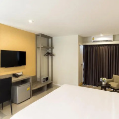 Zircon Hotel 3* Улучшенный номер с различными типами кроватей фото 3
