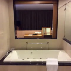 Отель The Heritage Pattaya Beach Resort 4* Люкс с различными типами кроватей фото 7