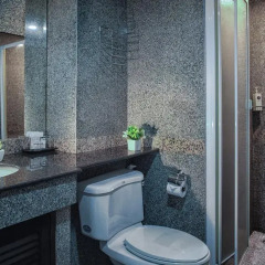 Отель The Step Sathon 3* Улучшенный номер с различными типами кроватей фото 3