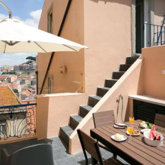Отель Traveling To Lisbon Castelo Apartments Португалия, Лиссабон - отзывы, цены и фото номеров - забронировать отель Traveling To Lisbon Castelo Apartments онлайн питание фото 2