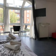 Отель Messe - Ferienwohnung Kuthsweg комната для гостей фото 3