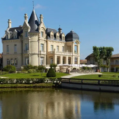 Отель Chateau Hotel & Spa Grand Barrail Франция, Сент-Эмильон - отзывы, цены и фото номеров - забронировать отель Chateau Hotel & Spa Grand Barrail онлайн приотельная территория фото 2