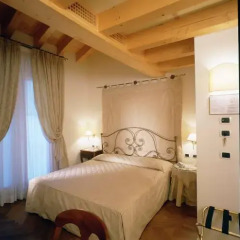 Отель Borgo Ca dei Sospiri 4* Стандартный номер с двуспальной кроватью фото 9
