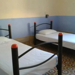 Отель Hostal La Ermita Стандартный номер с различными типами кроватей