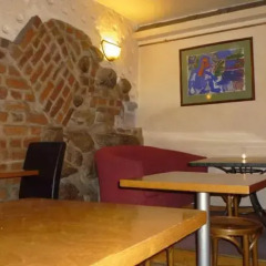 Отель Academus - Cafe/Pub & Guest House Польша, Вроцлав - отзывы, цены и фото номеров - забронировать отель Academus - Cafe/Pub & Guest House онлайн интерьер отеля фото 2