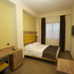 Отель GigaHotel 3* Улучшенный номер