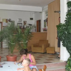 Отель Tomcho Guest House Равда интерьер отеля