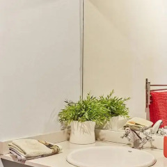 Отель Cool 1bed In The Center Of Bcn Барселона ванная