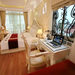Отель Hanoi Guest House Royal 3* Представительский номер с различными типами кроватей фото 14