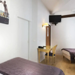 Hotel Du Bresil Париж в номере