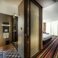 Отель The Continent Bangkok by Compass Hospitality 4* Представительский номер с различными типами кроватей фото 4
