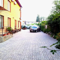 Sunday Hotel парковка