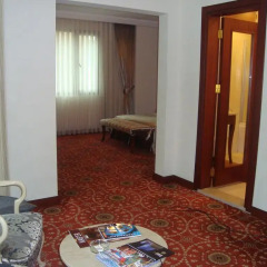 Atropat Hotel 4* Президентский люкс с различными типами кроватей