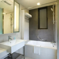Отель Citadines Xinghai Suzhou 4* Улучшенные апартаменты с различными типами кроватей фото 7